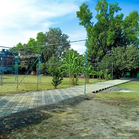 Hotel Green Park Jabalpur Buitenkant foto