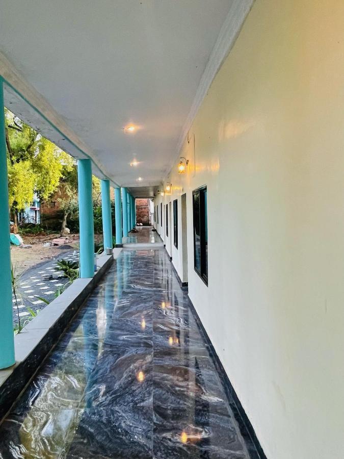 Hotel Green Park Jabalpur Buitenkant foto